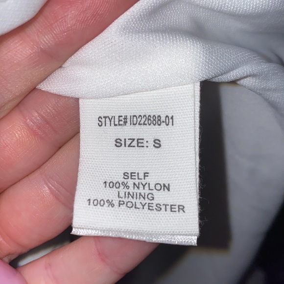 Dress - Picture 10 of 11